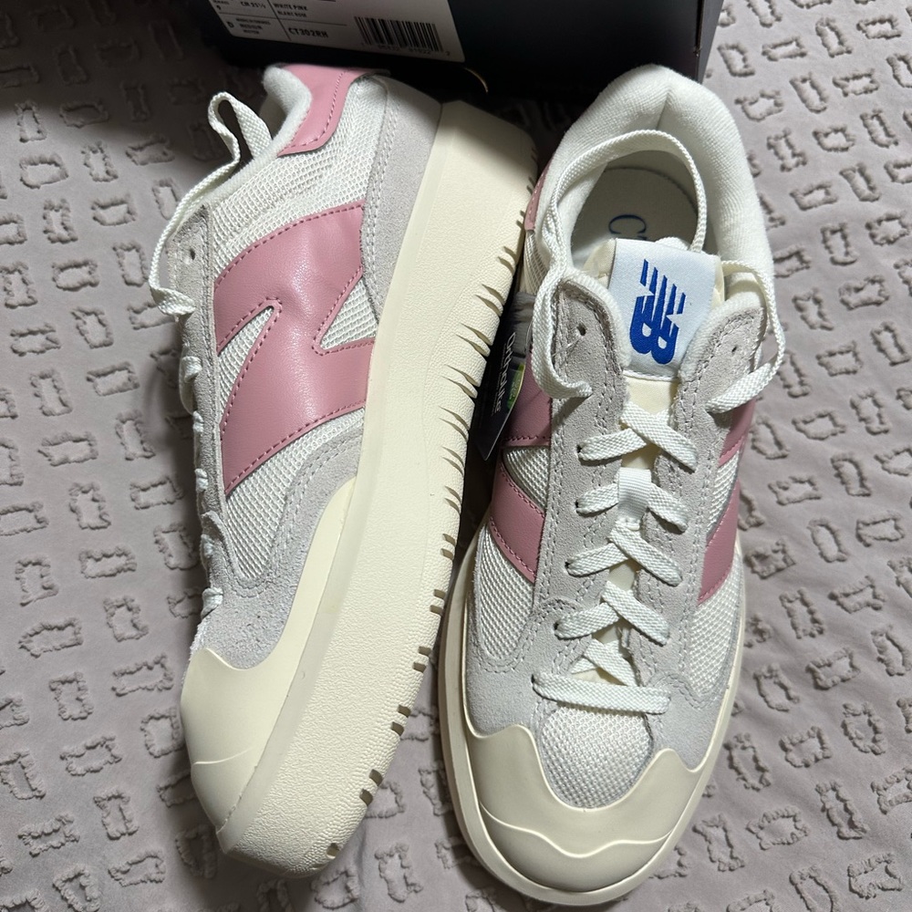 New balance brand new sneakers
